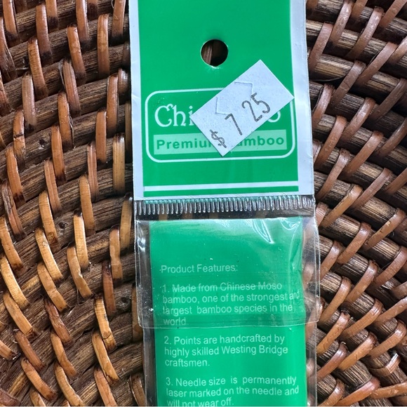 ChiaoGoo Bamboo Double Point Knitting Needles 6" - 5/pkg; Size 9 - Picture 4 of 7
